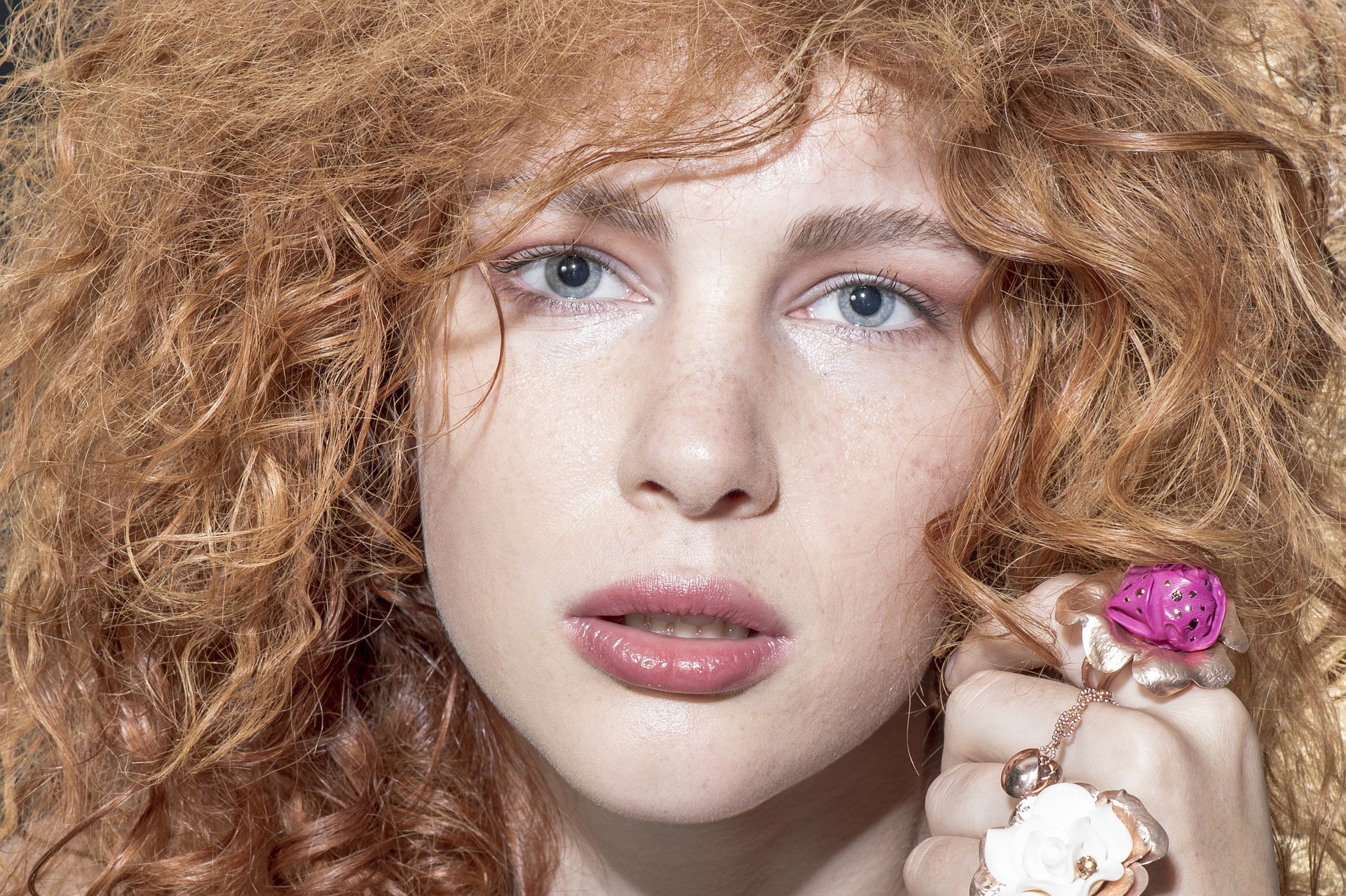 najlepšie hodnotené pomády na obočie